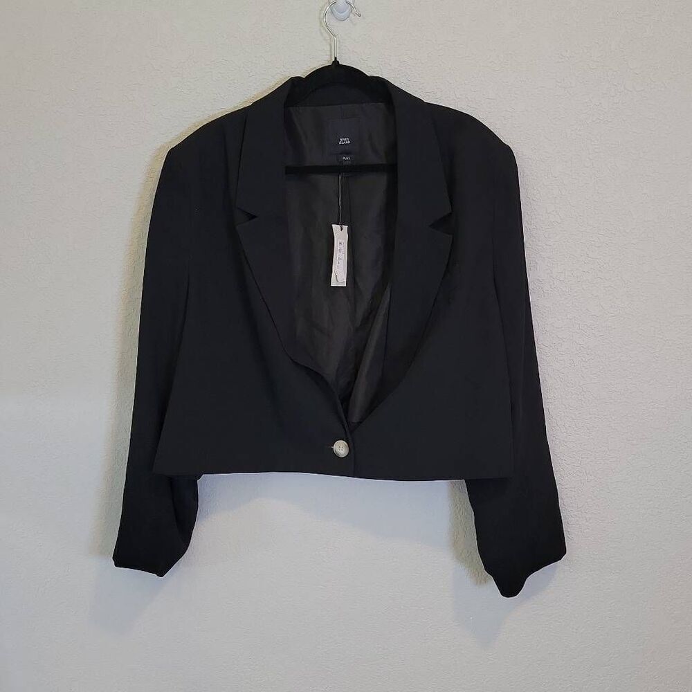 River Island Women's Plus Black Cropped Blazer Size 26
